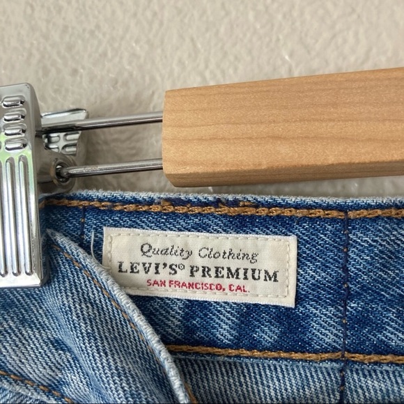 🌻Levi’s Icon wedgie jeans - Picture 5 of 7